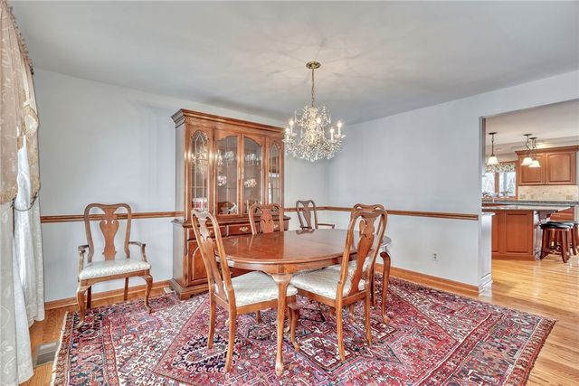 1164 Woodbridge Lane, Webster, NY 14580