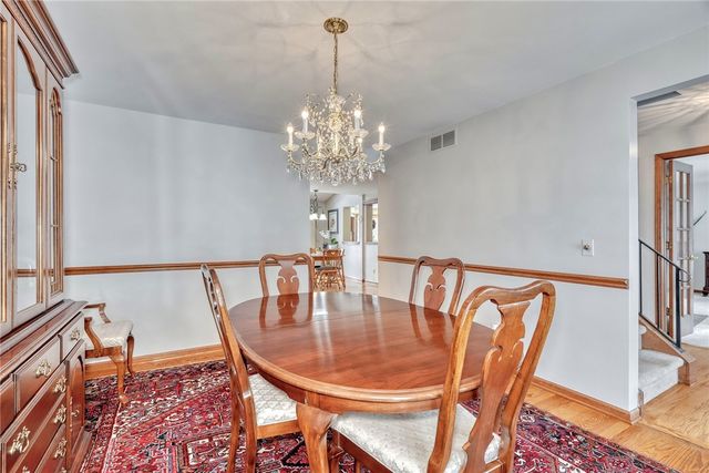 1164 Woodbridge Lane, Webster, NY 14580