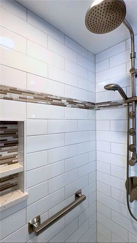 1164 Woodbridge Lane, Webster, NY 14580