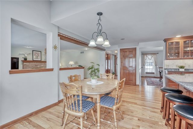 1164 Woodbridge Lane, Webster, NY 14580