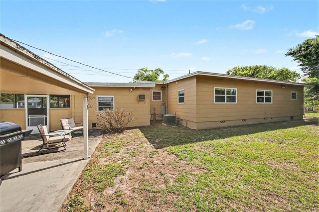 461 JASMINE ROAD, Casselberry, FL 32707