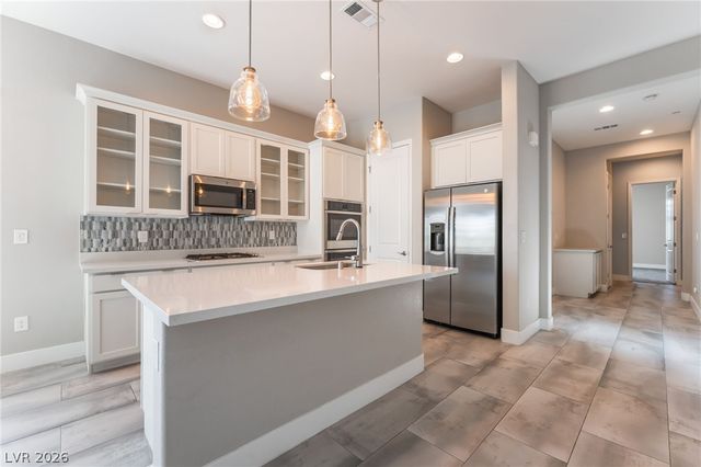 9940 Heather Moore Avenue, Las Vegas, NV 89166