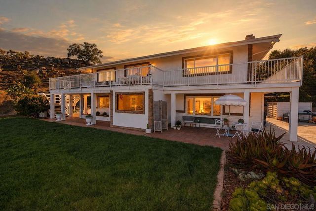 1721 Wild Acres, Vista, CA 92084