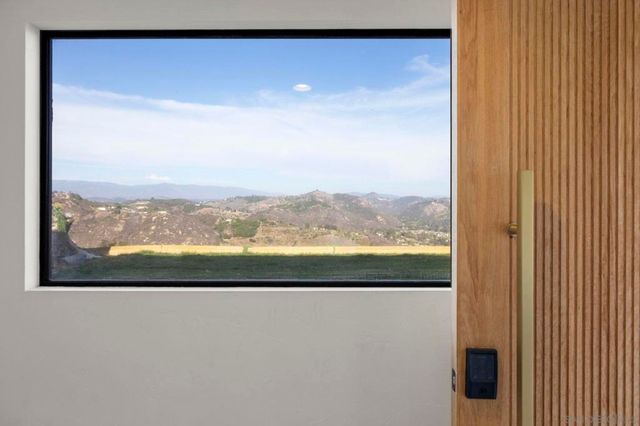1721 Wild Acres, Vista, CA 92084