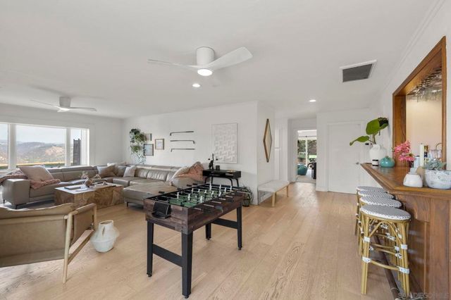 1721 Wild Acres, Vista, CA 92084