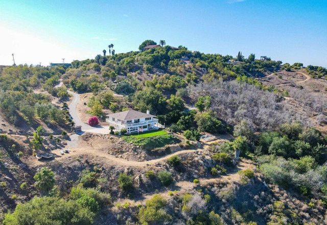 1721 Wild Acres, Vista, CA 92084