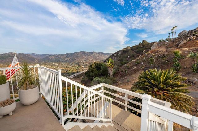 1721 Wild Acres, Vista, CA 92084