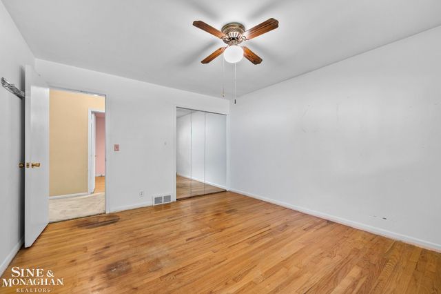 22030 Marter Road, Saint Clair Shores, MI 48080