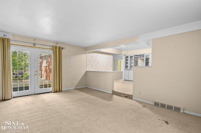 22030 Marter Road, Saint Clair Shores, MI 48080