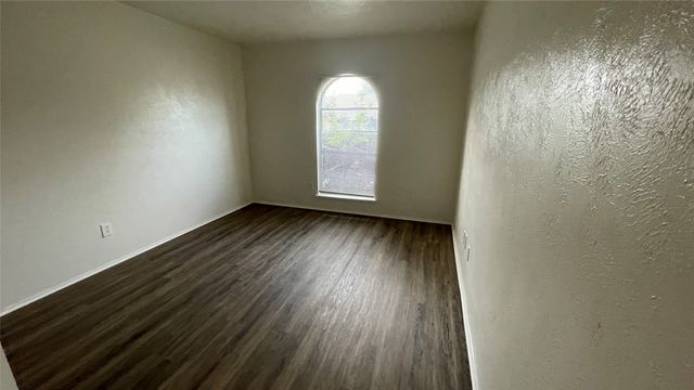 6813 Newcastle Place, North Richland Hills, TX 76182