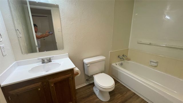 6813 Newcastle Place, North Richland Hills, TX 76182