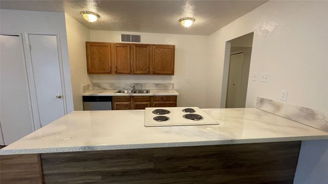 6813 Newcastle Place, North Richland Hills, TX 76182