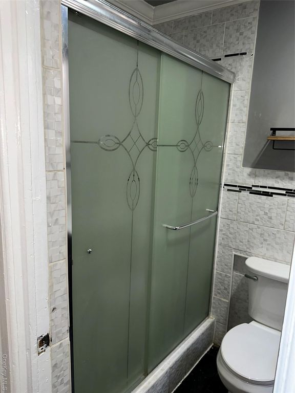 3226 106th Street, East Elmhurst, NY 11369