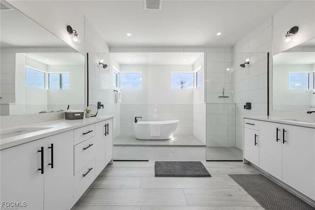 300 Chiquita BLVD N, Cape Coral, FL 33993