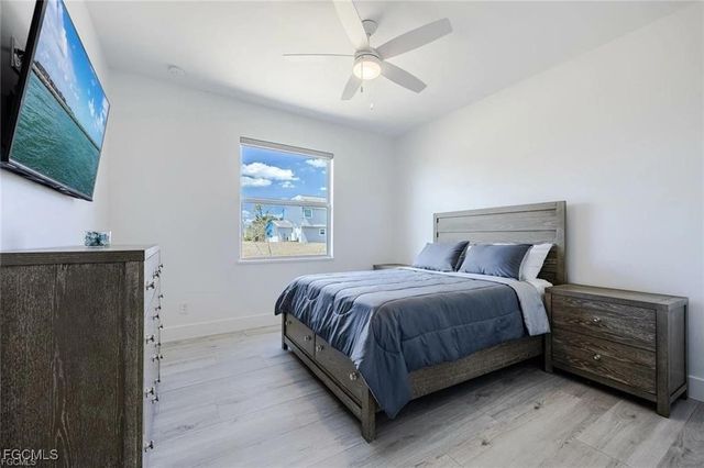 300 Chiquita BLVD N, Cape Coral, FL 33993