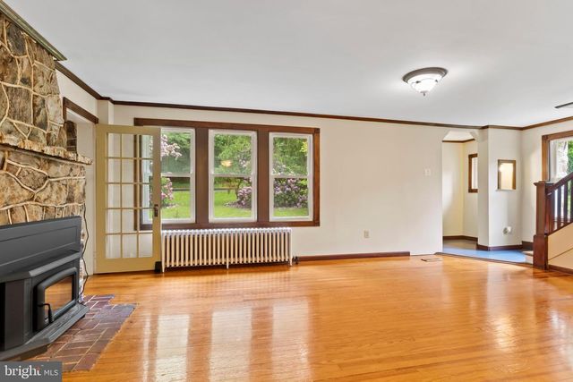120 YATES STREET, Mount Holly Springs, PA 17065