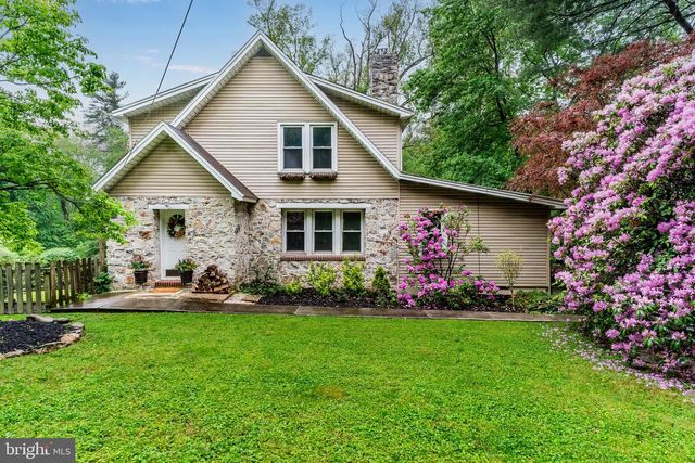 120 YATES STREET, Mount Holly Springs, PA 17065