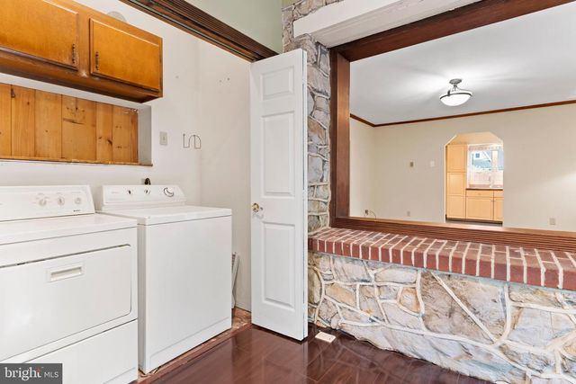 120 YATES STREET, Mount Holly Springs, PA 17065