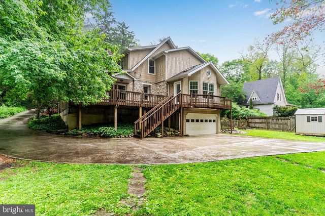 120 YATES STREET, Mount Holly Springs, PA 17065