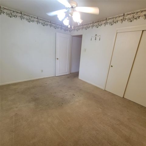 5718 Burlinghall Drive, Houston, TX 77035