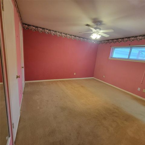 5718 Burlinghall Drive, Houston, TX 77035