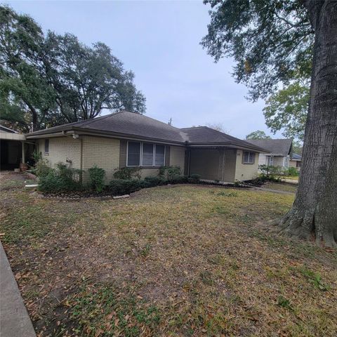 5718 Burlinghall Drive, Houston, TX 77035