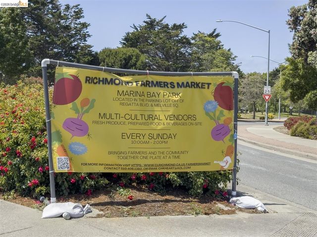 220 Lakeshore Ct, Richmond, CA 94804