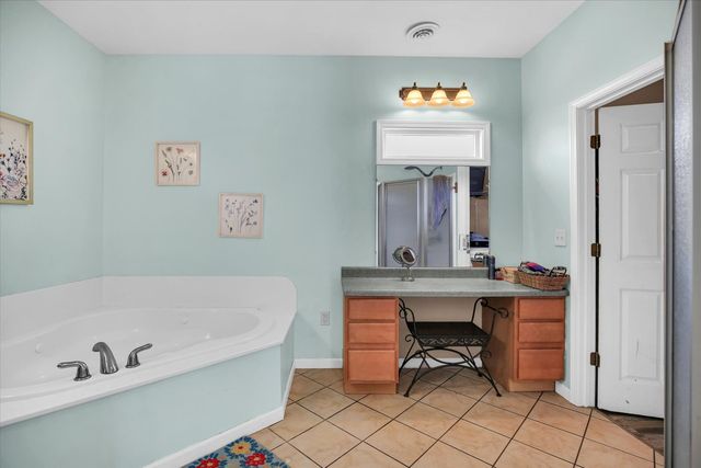 48 Nightingale Circle, Camargo, IL 61919