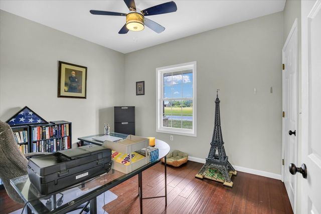 48 Nightingale Circle, Camargo, IL 61919