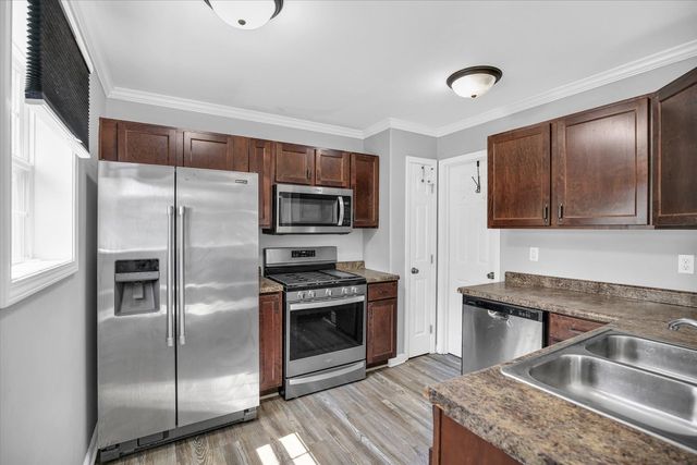 48 Nightingale Circle, Camargo, IL 61919