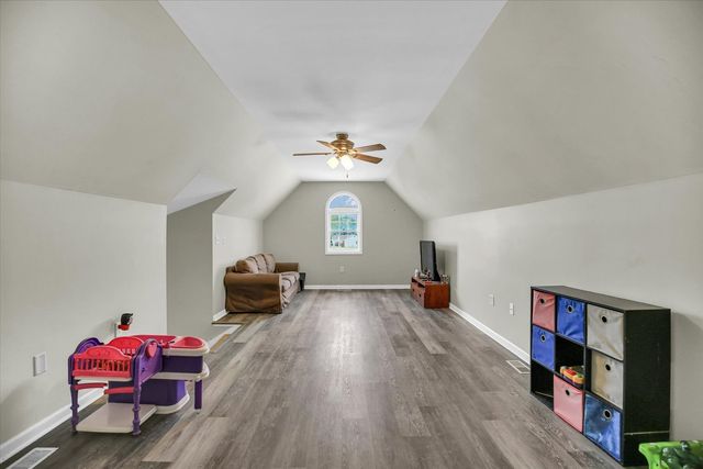 48 Nightingale Circle, Camargo, IL 61919