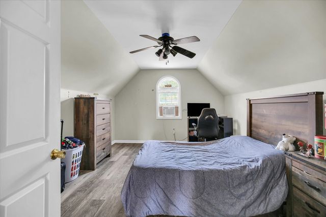 48 Nightingale Circle, Camargo, IL 61919