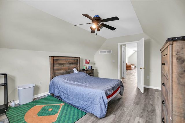 48 Nightingale Circle, Camargo, IL 61919