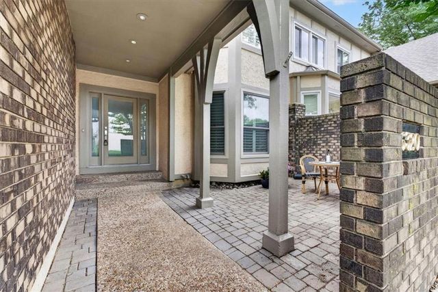 6320 Kennett Place, Mission, KS 66202