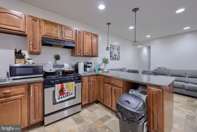 1216 N 10TH ST, Reading, PA 19604