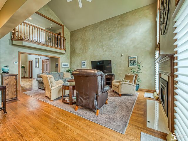 5535 E Dartmoor Drive, Monroe, MI 48161