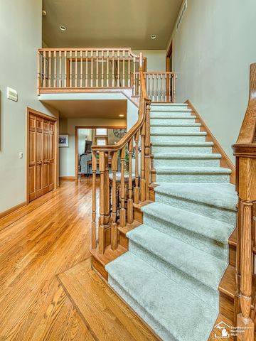 5535 E Dartmoor Drive, Monroe, MI 48161