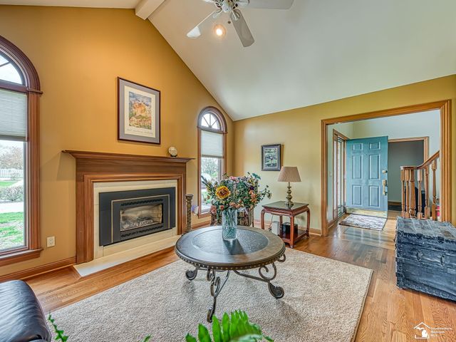 5535 E Dartmoor Drive, Monroe, MI 48161