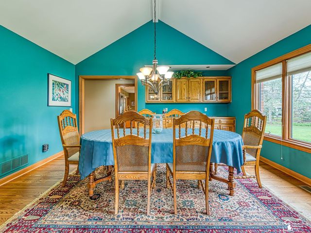 5535 E Dartmoor Drive, Monroe, MI 48161