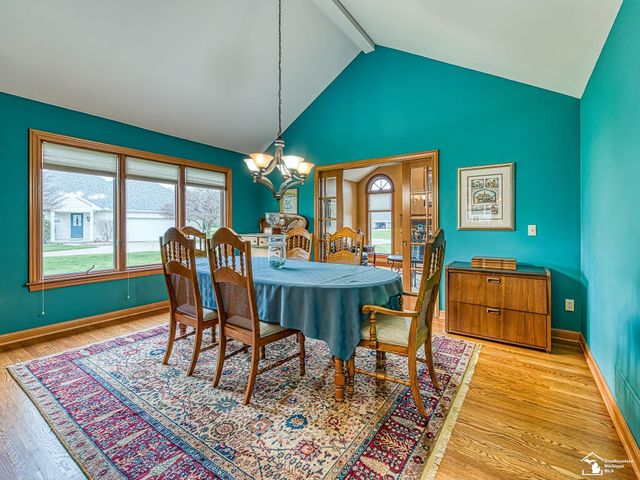 5535 E Dartmoor Drive, Monroe, MI 48161
