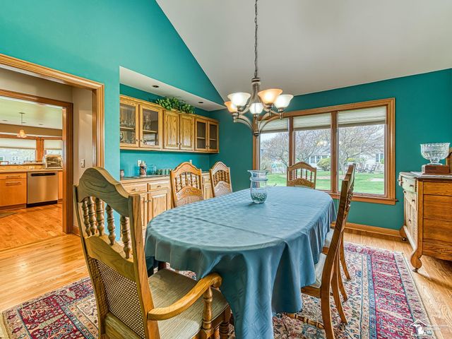 5535 E Dartmoor Drive, Monroe, MI 48161