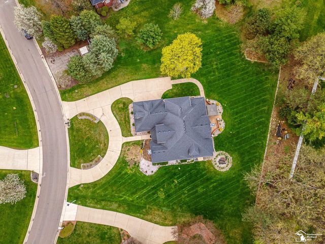 5535 E Dartmoor Drive, Monroe, MI 48161