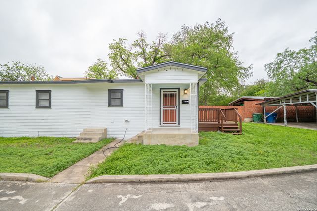 146 Vassar Ln Apt 2, San Antonio, TX 78212