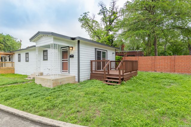 146 Vassar Ln Apt 2, San Antonio, TX 78212