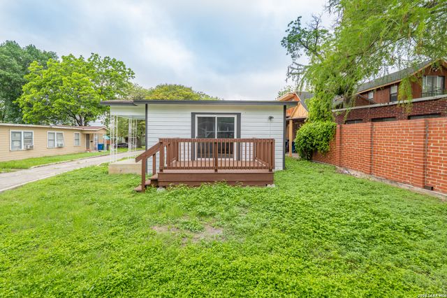 146 Vassar Ln Apt 2, San Antonio, TX 78212