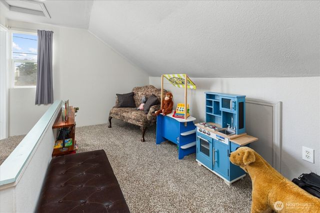 6217 S Puget Sound Avenue, Tacoma, WA 98409