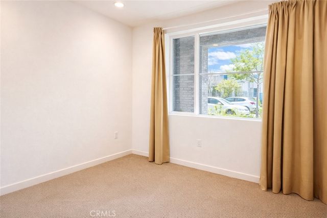 211 Baluster, Irvine, CA 92618