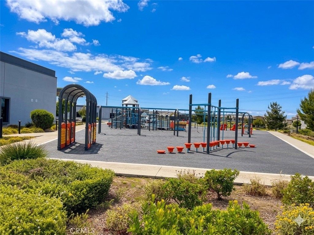 211 Baluster, Irvine, CA 92618