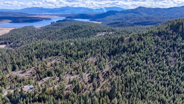 XXXX N. Cougar Ln, Newman Lake, WA 99025