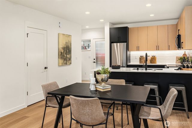 1453 22nd Avenue, Seattle, WA 98122